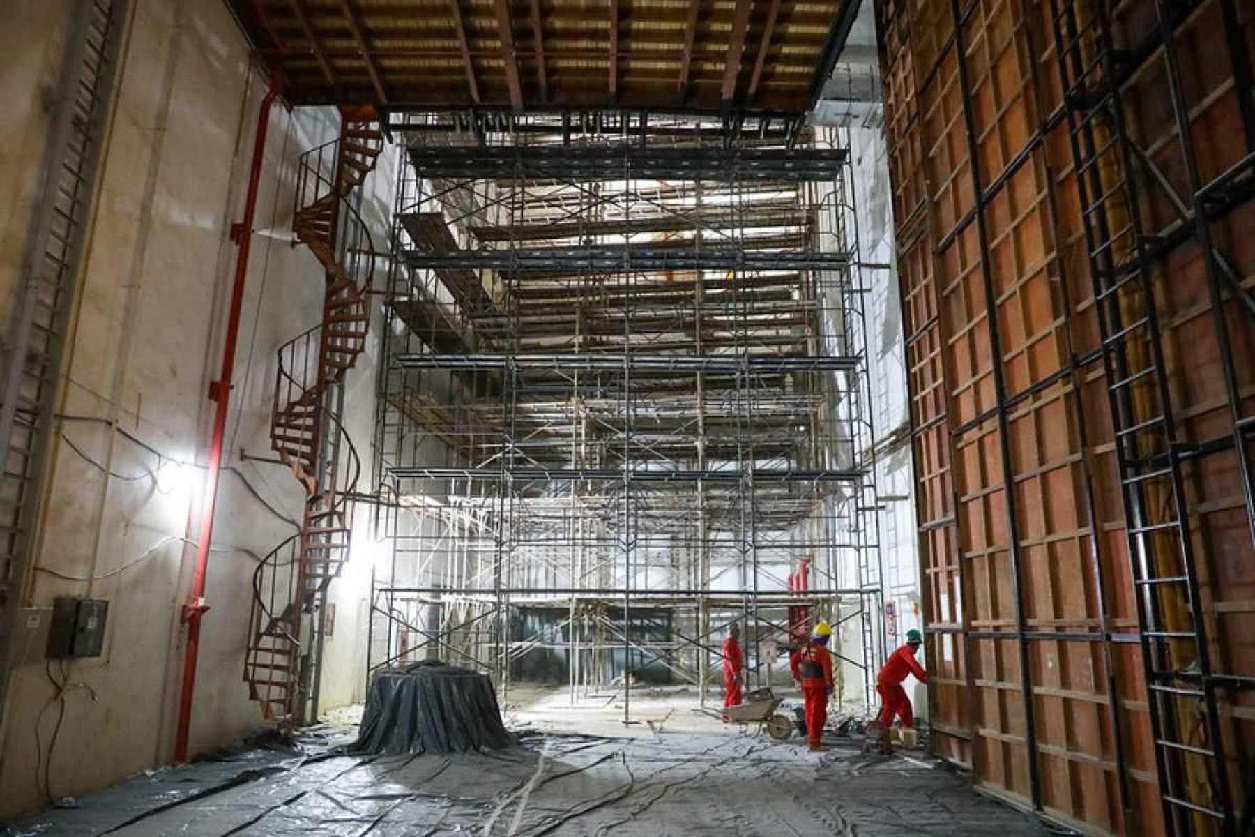 Reforma da Sala Martins Pena e de seu foyer compreende a primeira fase da obra de restauro do Teatro Nacional Claudio Santoro