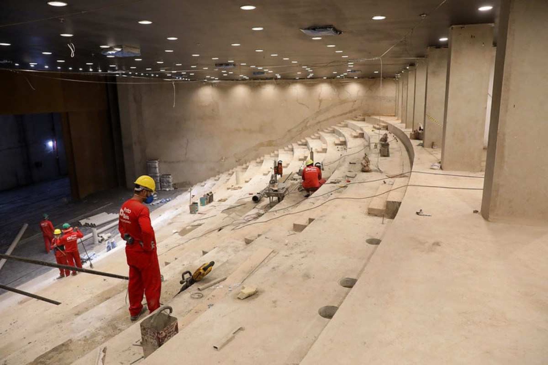 Reforma da Sala Martins Pena e de seu foyer compreende a primeira fase da obra de restauro do Teatro Nacional Claudio Santoro