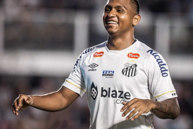 Morelos em ação pelo Santos -  (crédito: Foto: Raul Baretta/ Santos FC)