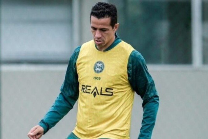 Leandro Damião chegou ao Coritiba em fevereiro deste ano  -  (crédito: Foto: JP Pacheco/Coritiba)