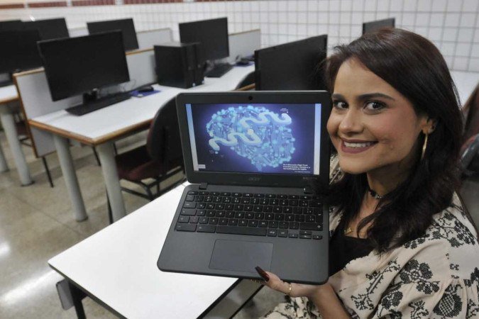  17/07/2024. Crédito: Minervino Júnior/CB/D.A Press. Brasil.  Brasilia - DF. Entrevista com a professora Stela Delavechia sobre inteligência artificial, professora do colégio Ciman.