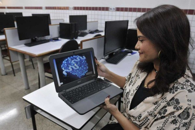  17/07/2024. Crédito: Minervino Júnior/CB/D.A Press. Brasil.  Brasilia - DF. Entrevista com a professora Stela Delavechia sobre inteligência artificial, professora do colégio Ciman.