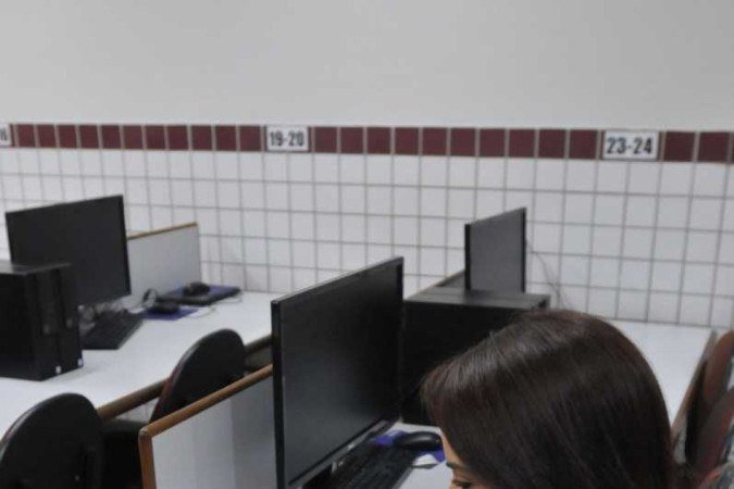  17/07/2024. Crédito: Minervino Júnior/CB/D.A Press. Brasil.  Brasilia - DF. Entrevista com a professora Stela Delavechia sobre inteligência artificial, professora do colégio Ciman.