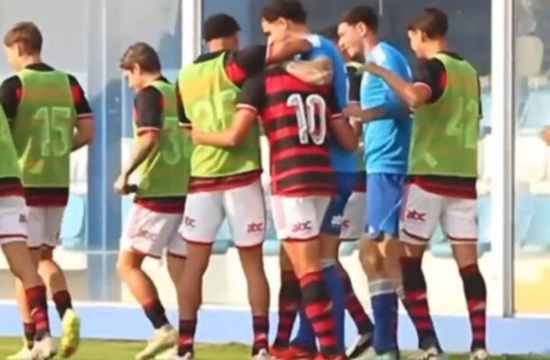 Sub-20: Em jogo com arbitragem polêmica, Flamengo vence Corinthians