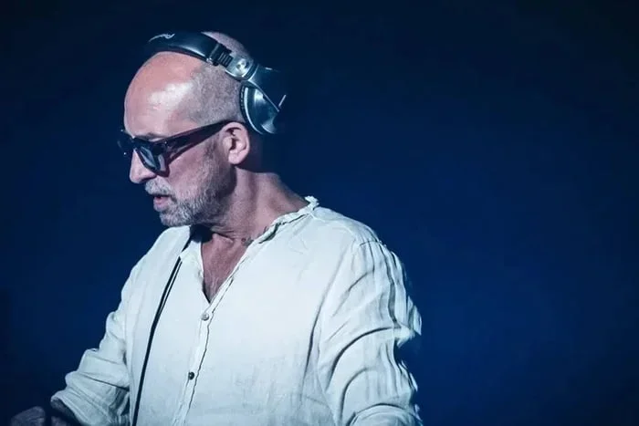 DJ alemão Tomcraft, dono de hits dos anos 2000, morre aos 49 anos