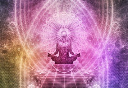 A ioga é uma prática associada à meditação e ao equilíbrio do organismo que tem muitos adeptos em várias partes do planeta. -  (crédito: Funcionários da Emirates batem recorde com aula de ioga no deserto de Dubai)