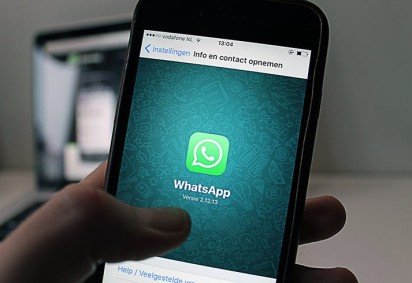 A criação do Whatsapp provocou uma modernização na forma de comunicação, deixando para trás uma série de recursos que faziam sucesso.  Isso porque, com a presença do aplicativo, a interação das pessoas ficou mais rápida, ampla e dinâmica.  -  (crédito: hippopx.com/Creative Commons - CC0/Public Domain)