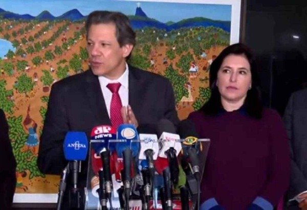 Os integrantes da Junta de Execução Orçamentária decidiram congelar R$ 15 bilhões do Orçamento. No anúncio, apenas Haddad falou -  (crédito: Reprodução/CNN Brasil)