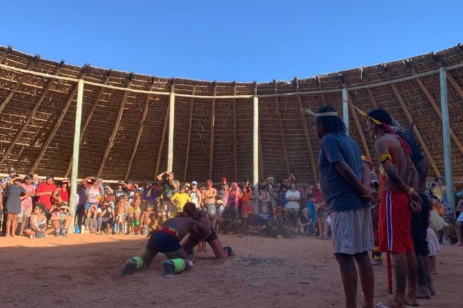 XVI Aldeia Multiétnica: Huka Huka é um esporte tradicional dos povos do Xingu -  (crédito: Gabriella Braz/CB)