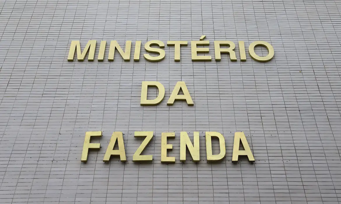 Fazenda aumenta para 3,9% estimativa de inflação em 2024 -  (crédito: EBC)