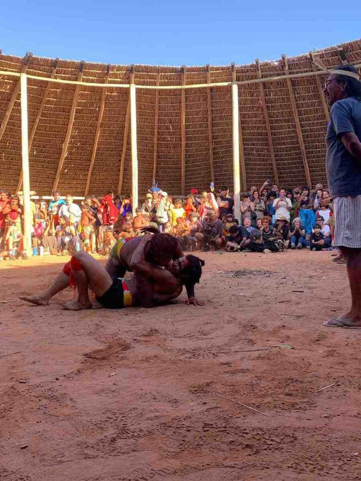 XVI Aldeia Multiétnica: Huka Huka é um esporte tradicional dos povos do Xingu