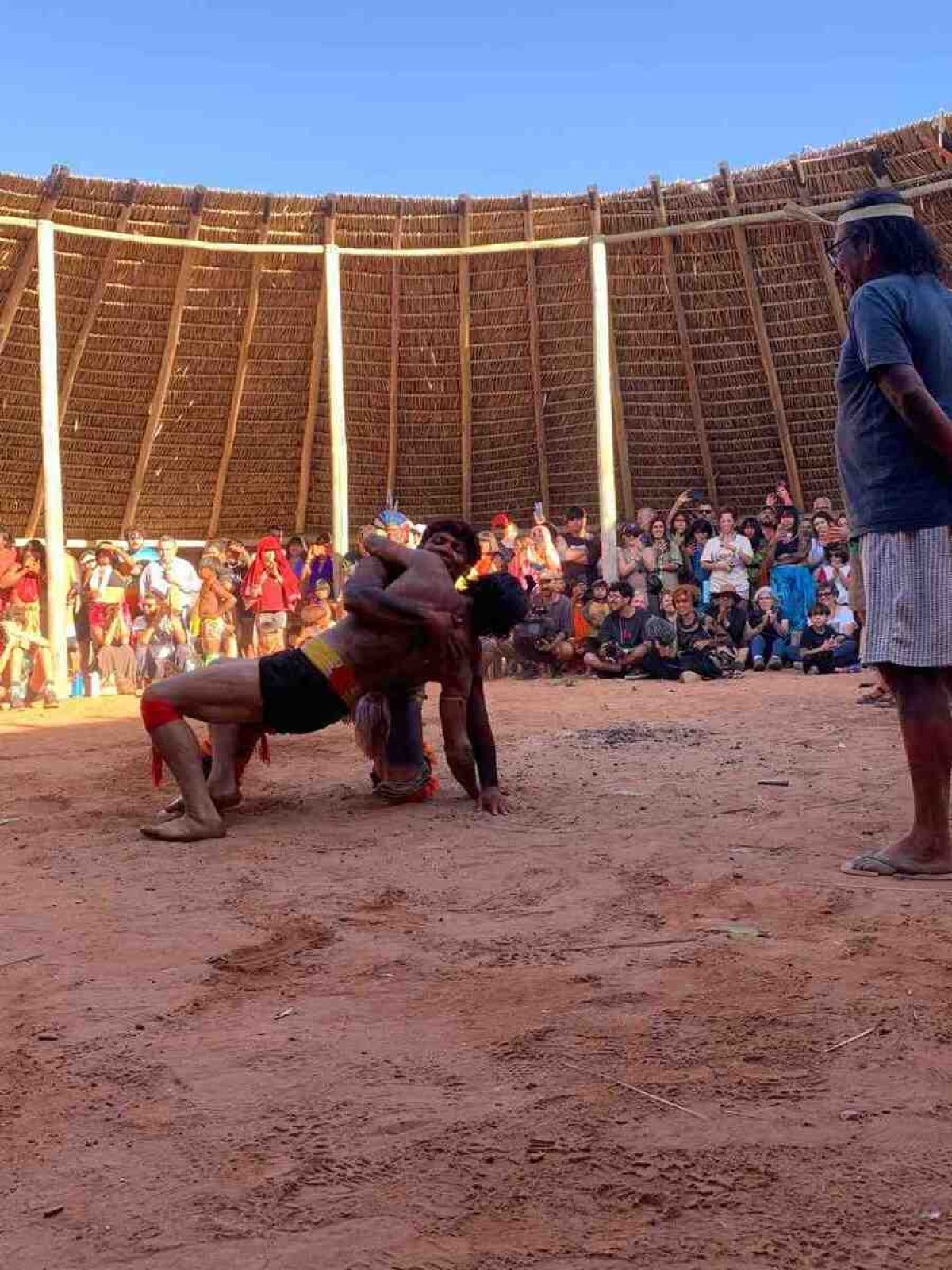 XVI Aldeia Multiétnica: Huka Huka é um esporte tradicional dos povos do Xingu