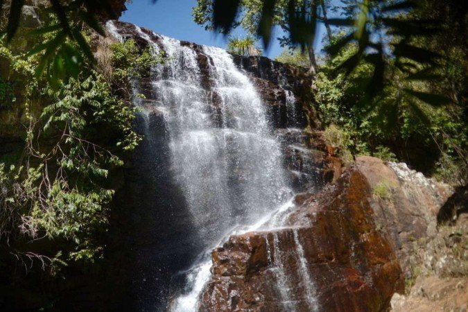  07/07/2024 Credito: Ed Alves/CB/DA.Press. Cidades. Forro no Por do Sol. Praça do Cruzeiro. Na foto, Ana Paula Prado e Gabriel Taurisano. 