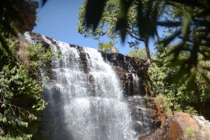 Cachoeiras enchem a paisagem na região