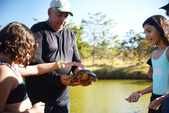 Marcio Imperial, um dos fundadores, também participa da educação ambiental
