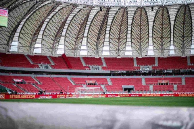 toria do tricolor gaúcho tenta fazer partidas no estádio do maior rival, mas tem sua solicitação negada  -  (crédito: Foto: Leandro Amorim/Vasco)