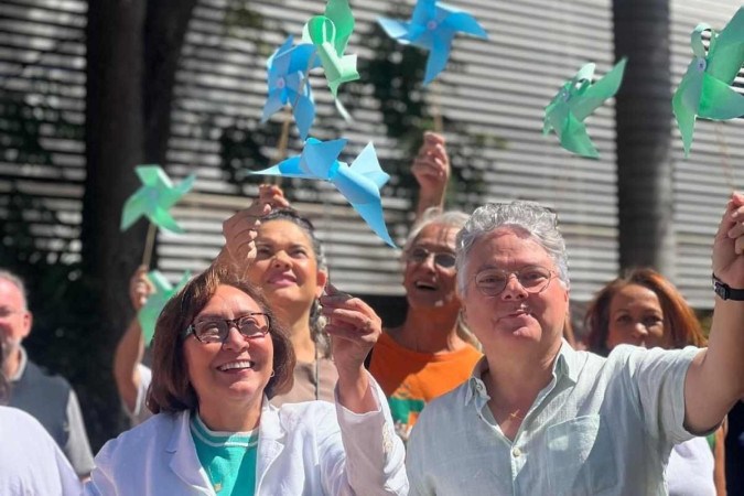 Candidatos Maria Fátima de Sousa (reitora) e Paulo Celso dos Reis Gomes (vice-reitor) -  (crédito: Fernanda Vasques)