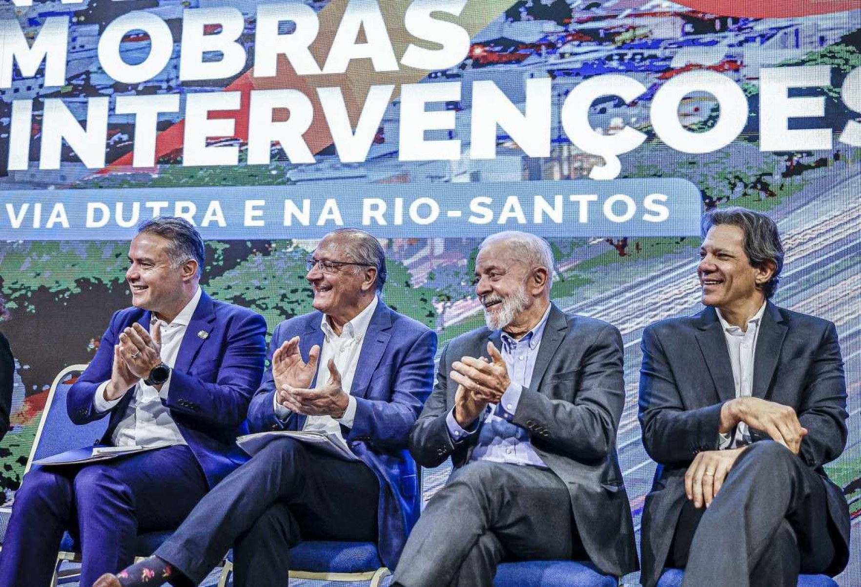 Em São Paulo, Lula critica ausência de Tarcísio em anúncio de investimento