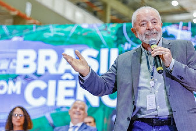 O plano foi criado após pedido do presidente Lula, com a participação de mais de 300 profissionais, de 117 instituições privadas, públicas e da sociedade civil. -  (crédito: Ricardo Stuckert/PR)