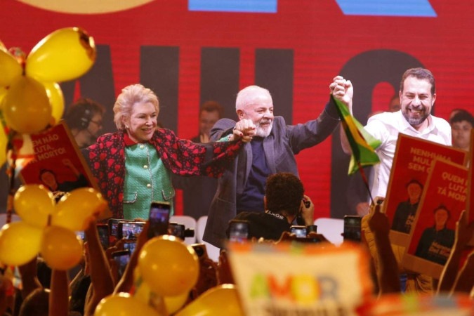 Lula, Boulos e Marta oficializam chapa em evento na Zona Norte -  (crédito:  ESTADÃO CONTEÚDO)