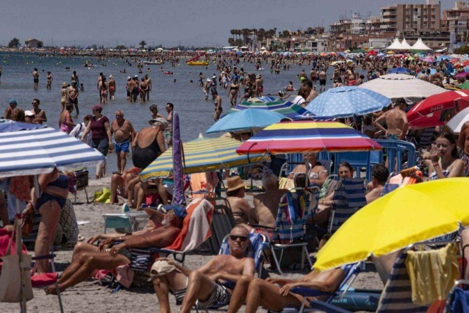 Por que os espanhóis estão protestando contra os turistas -  (crédito: BBC)