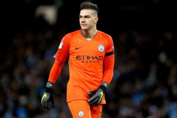 son é procurado pelo futebol árabe para deixar o Manchester City e aguarda um acordo entre os dois clubes -  (crédito: Foto: Reprodução)