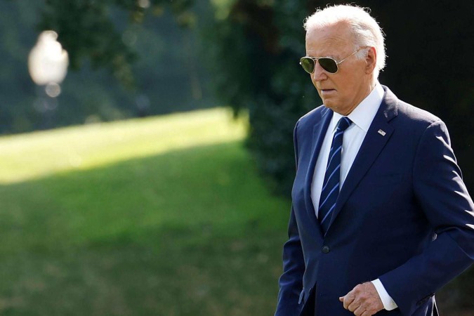 Isolado em casa de praia, Biden avisou assessores um minuto antes de anúncio sobre desistência da campanha -  (crédito: BBC Geral)