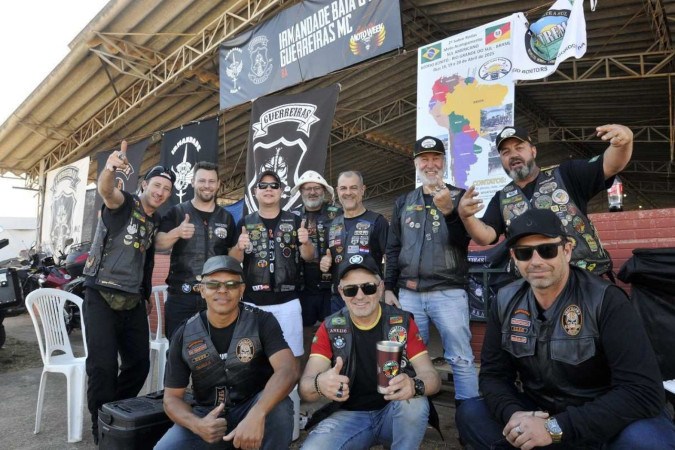 Dablio Taglietti convenceu sua turma a rodar1.860 km para curtir o festival -  (crédito: Fotos:  Minervino Júnior/CB)