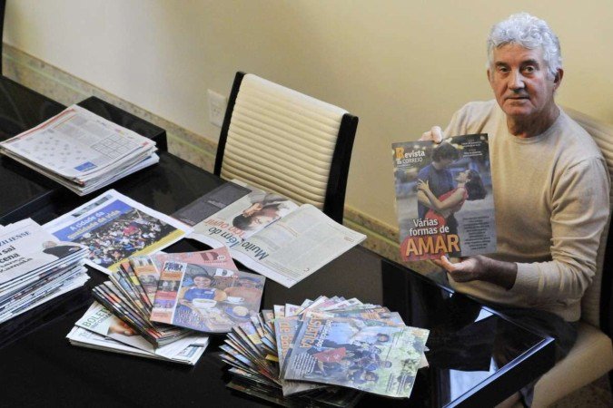  22/07/2024. Crédito: Minervino Júnior/CB/D.A Press. Brasil.  Brasilia - DF. Edição mil da revista leitor José Hil que reencontrou um amigo através do jornal.