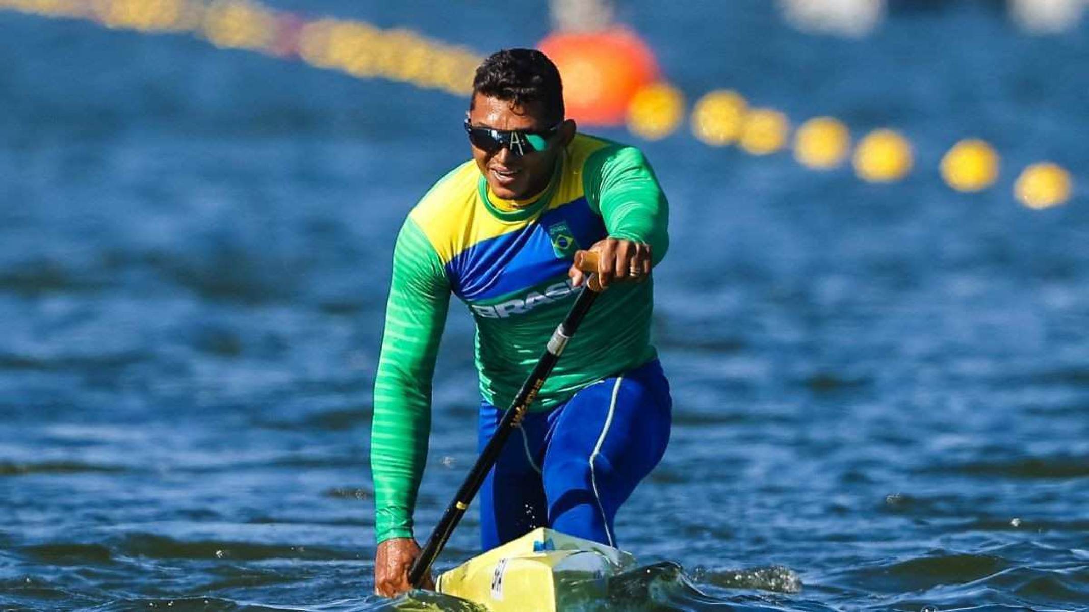 Isaquias Queiroz pode ganhar mais um ouro para o Brasil na canoagem