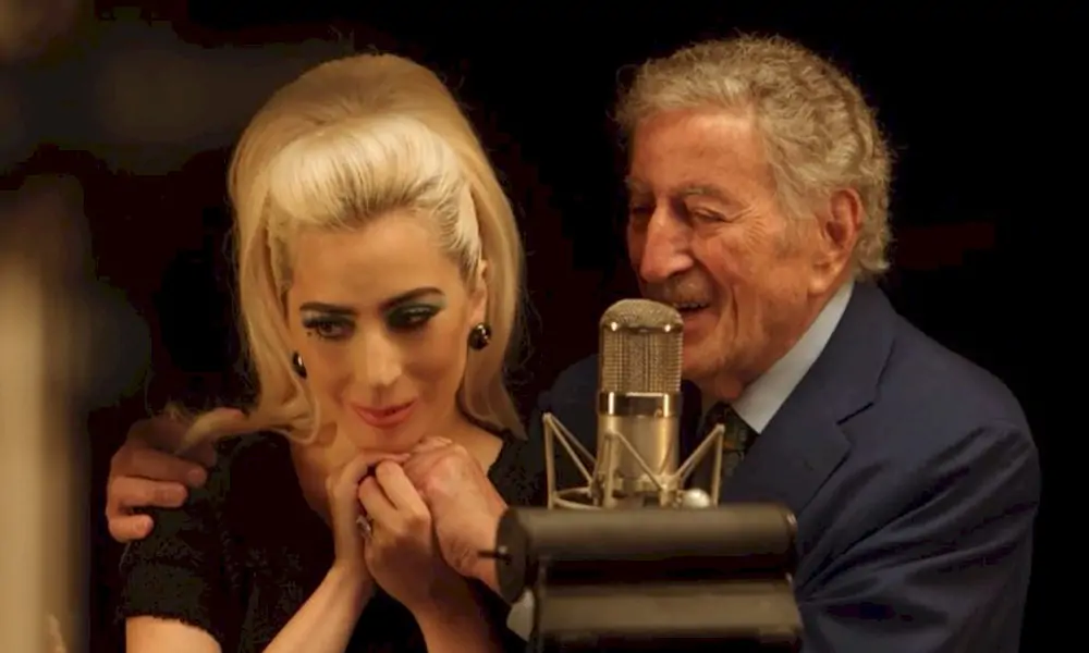 Lady Gaga presta homenagem a Tony Bennett: “Sentimos a sua falta”