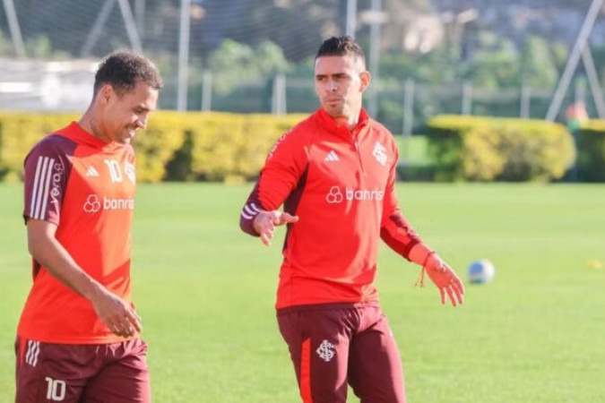  Patrick, Valencia e Borré atuaram apenas uma vez juntos em toda a temporada e são a esperança do Inter contra o Rosario Central -  (crédito: Foto: Ricardo Duarte/ Internacional)