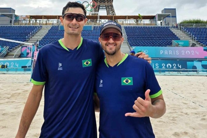 Atual terceiro colocado no ranking mundial, a dupla André e George tentará devolver o Brasil ao pódio do vôlei de praia após ausência inédita em Tóquio-2020 -  (crédito: Divulgação / CBV)