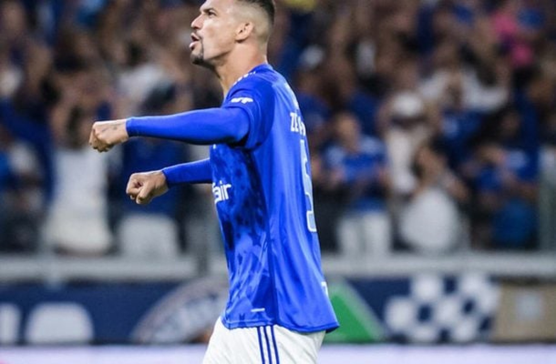 Suspenso, Zé Ivaldo desfalca o Cruzeiro contra o Botafogo