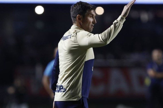 Cuberas elogia atuação do São Paulo, principalmente na etapa final no empate contra o Botafogo, no MorumBIS
- (crédito: Foto: Rubens Chiri e Paulo Pinto/Saopaulofc.net) Cuberas elogia atuação do São Paulo, principalmente na etapa final no empate contra o Botafogo, no MorumBIS
- (crédito: Foto: Rubens Chiri e Paulo Pinto/Saopaulofc.net)