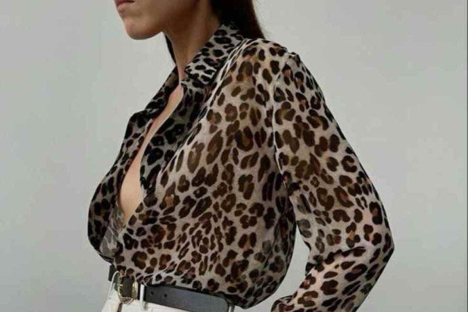 O cinto e suas diversas forma de uso foi tema do editorial de moda de número 100
