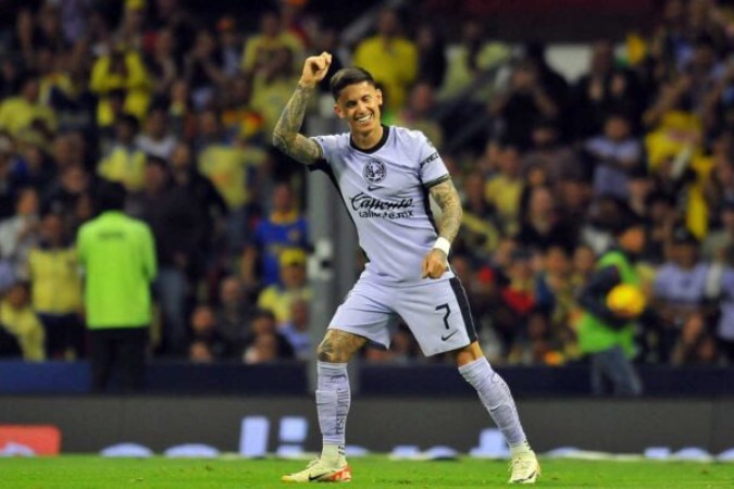  America's Brian Rodriguez celebrates scoring his team's second goal during the 2024 Mexican Clausura football tournament match between America and San Luis at the Azteca stadium in Mexico City on March 29, 2024. (Photo by AFP) (Photo by -/AFP via Getty Images)
     -  (crédito:  AFP via Getty Images)