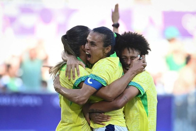 A Seleção venceu graças a gol marcado por Gabi Nunes com assistência de Marta - (crédito: AFP)