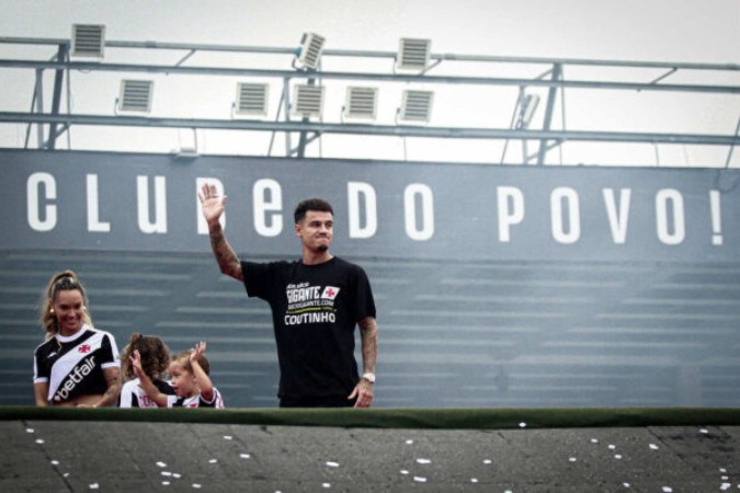 e cresce número de adesões em 62% - antes do camisa 11 chegar, eram 34 mil sócios. Número segue crescendo mesmo após fim de promoção -  (crédito: Foto: Matheus Lima/Vasco)