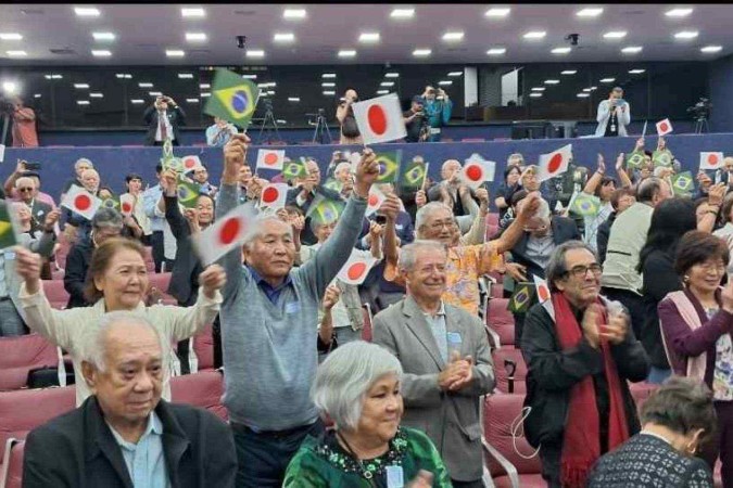 Descendentes de imigrantes japonesas acompanham sessão  e celebram aprovação de pedido de desculpas do Estado brasileiro à perseguiçào a seus antecipados, que chegaram a ser confinados em campos de concentração no Brasil -  (crédito: Evandro Éboli/CB)