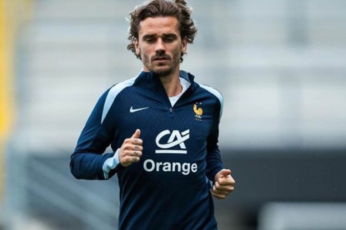 Antoine Griezmann durante treinamento da França  -  (crédito: Foto: Divulgação)