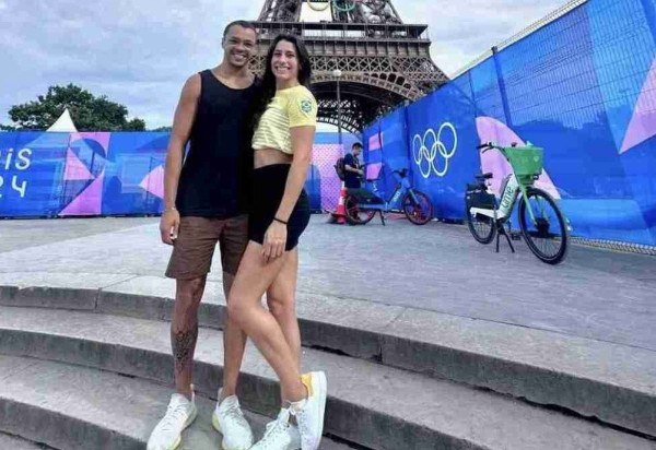 Reprodução/ Instagram @_anavieeiraa