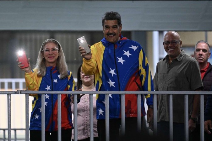 Autoridade responsável pelo processo eleitoral, alinhada ao presidente, o Conselho Eleitoral anunciou vitória de Nicolás Maduro na Venezuela
 -  (crédito: Juan BARRETO / AFP)