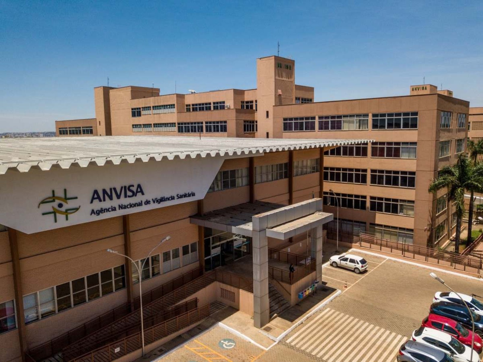 Anvisa: quadro de servidores deve sofrer redução de 25%