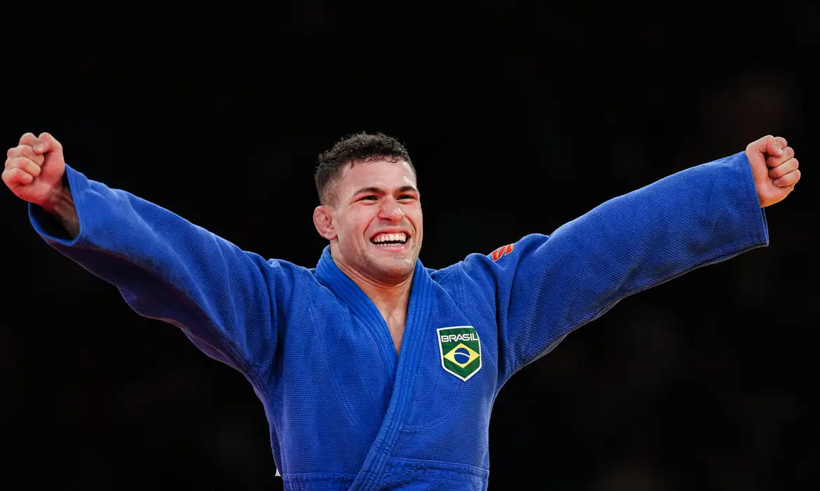 Willian Lima conquista prata no judô, a 1ª medalha do Brasil em Paris -  (crédito: EBC)