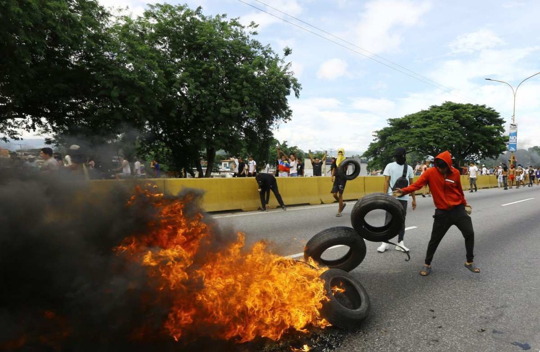 Protestos contra a vitória de Maduro na Venezuela