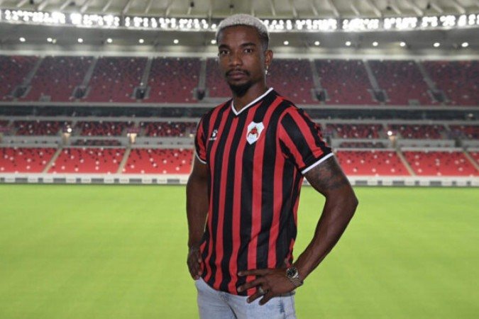 Thiago Mendes é um dos nomes cotados para defender o São Paulo - (crédito: Foto: Divulgação/Al Rayyan) Thiago Mendes é um dos nomes cotados para defender o São Paulo - (crédito: Foto: Divulgação/Al Rayyan)