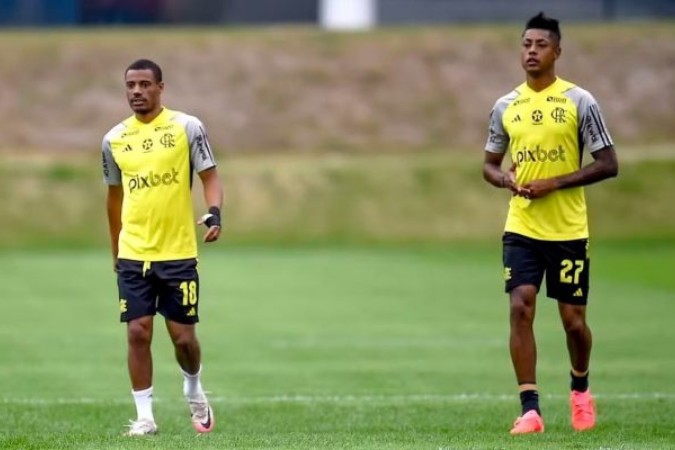 De La Cruz e Bruno Henrique pode voltar ao Flamengo -  (crédito: Foto: Marcelo Cortes/CRF)