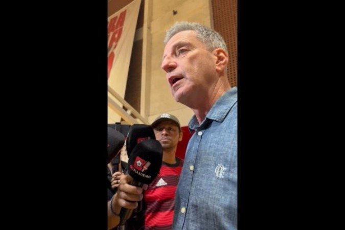 Landim em pronunciamento na Gávea -  (crédito: Foto: Lucas Bayer/Jogada10)