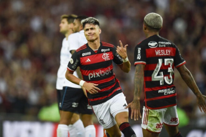 Luiz Araújo é um dos pilares de Tite no Flamengo -  (crédito: Marcelo Cortes/CRF)